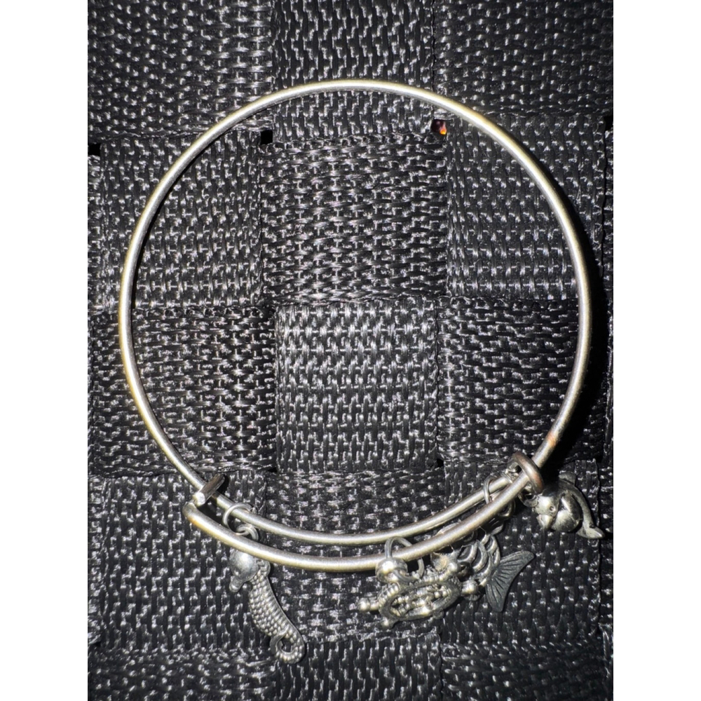 Bracelet - Picture 9 of 10